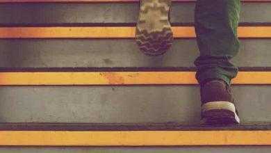 صعود وهبوط الدرج ينشطك أكثر من القهوة