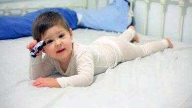 دراسة: ارتداء الملابس الحريرية قد لا يقلل أعراض الإكزيما