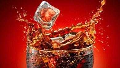 عبوة من المشروبات الغازية يوميًا تسرّع شيخوخة الدماغ