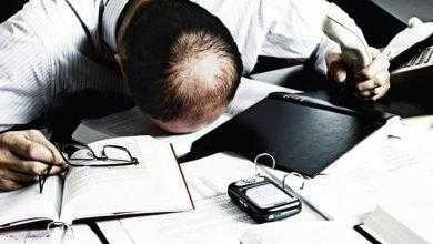 دراسة: العمل لساعات طويلة يرفع من خطر الإصابة بأمراض القلب بنسبة 40 %