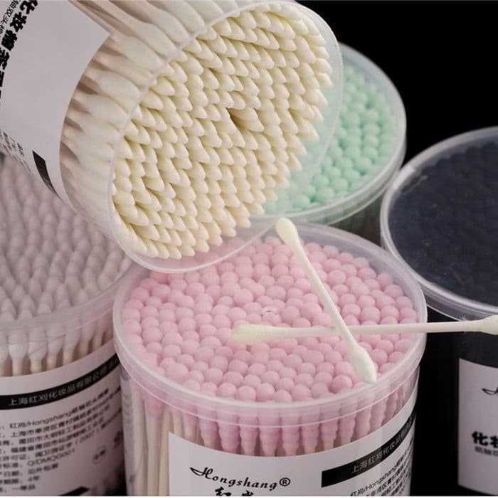 دراسة تحذر من استخدام الأعواد القطنية لتنظيف الأذن دراسة تحذر من استخدام الأعواد القطنية لتنظيف الأذن