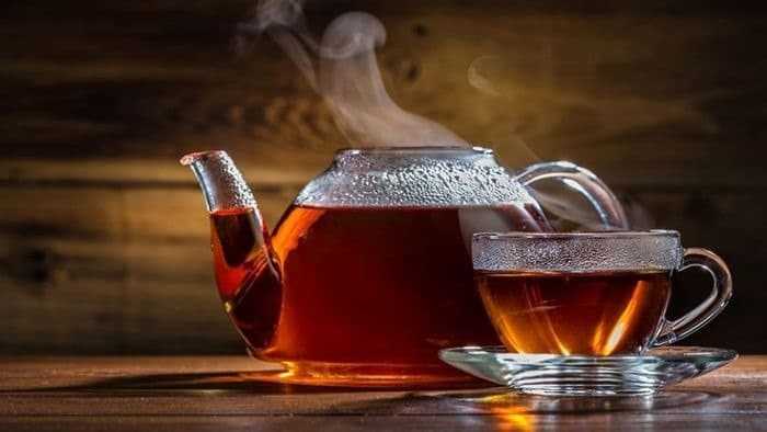 دراسة جديدة تحذر من مخاطر شرب الشاي الساخن