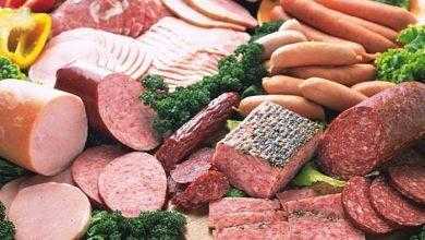 اللحوم المصنعة والهوس..دراسة تربط تناول اللحوم المصنعة بزيادة خطر الهوس