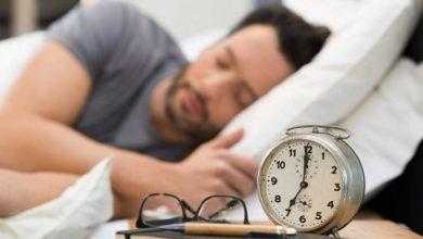 النوم أقل من ست ساعات ليلًا قد يزيد من خطر أمراض القلب والأوعية الدموية