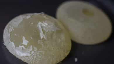 فرنسا تقوم بحظر تداول أحد أنواع حشوات الثدي خشية ارتباطها بالإصابة بالسرطان