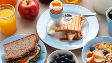 تخطي وجبة الإفطار يؤدي إلى تراجع الأداء الدراسي