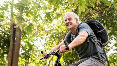 ممارسة السباحة والجري