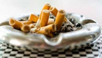 السجائر تستمر في إطلاق الأبخرة