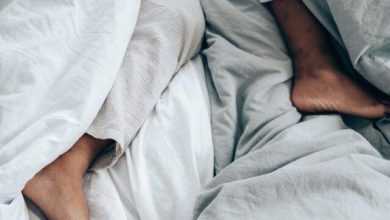 الشد العضلي في الساق أثناء النوم ... الأسباب والعلاج