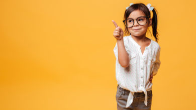 علامات تدل على ضعف النظر عند الأطفال