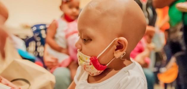اكتشاف نهج جديد لعلاج الورم الأرومي العصبي (neuroblastoma) لدى الأطفال الصغار.